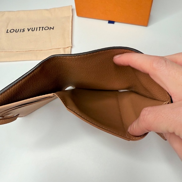 Louis Vuitton Victorine Wallet – Monogram Empreinte Leather (M81459) - Picture 7 of 14